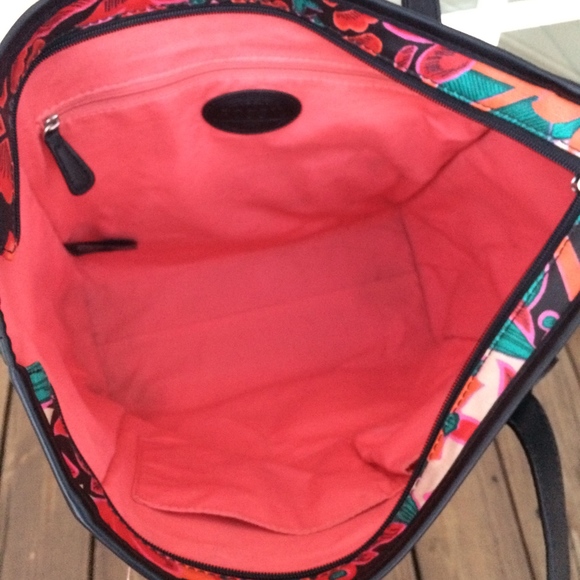 Fossil Zip Pattern Shoulder Bag - Picture 7 of 7